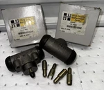 Hyster Wheel Cylinders 1334648 Lh Rh New Oem Parts. Fixed Price $30.00.
