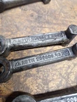 Cascade Paddle Retainer Paper Roll Clamp 209909. Fixed Price $89.00.