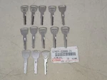 Oem Toyota 57421-22000-71 Forklift Ignition Keys (lot Of 3), Made Japan. Fixed Price $29.99.