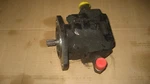 Parker Hydraulic Motor Gear Pump Pulled From Raymond DSD50. Fixed Price $219.95.