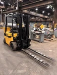 8,000LB Yale GLC080LJNGAE088 Forklift. Fixed Price $14500.00.