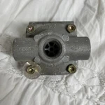 Cat 8V-5017 Service Brake Quick Release Valve *new*. Fixed Price $75.00.
