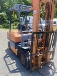 Forklift Toyota 5000LBS Cap. 42-5FG25. Fixed Price $6500.00.