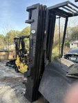 Toyota 7FCU55 Three Stage Forklift Mast. Fixed Price $3000.00.
