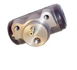 Komatsu 3EC-30-21120 Wheel Cylinder New. Fixed Price $43.25.