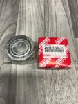Genuine Toyota 43825-31960-71 Roller Bearing Assembly Nib #4006A8. Fixed Price $39.99.